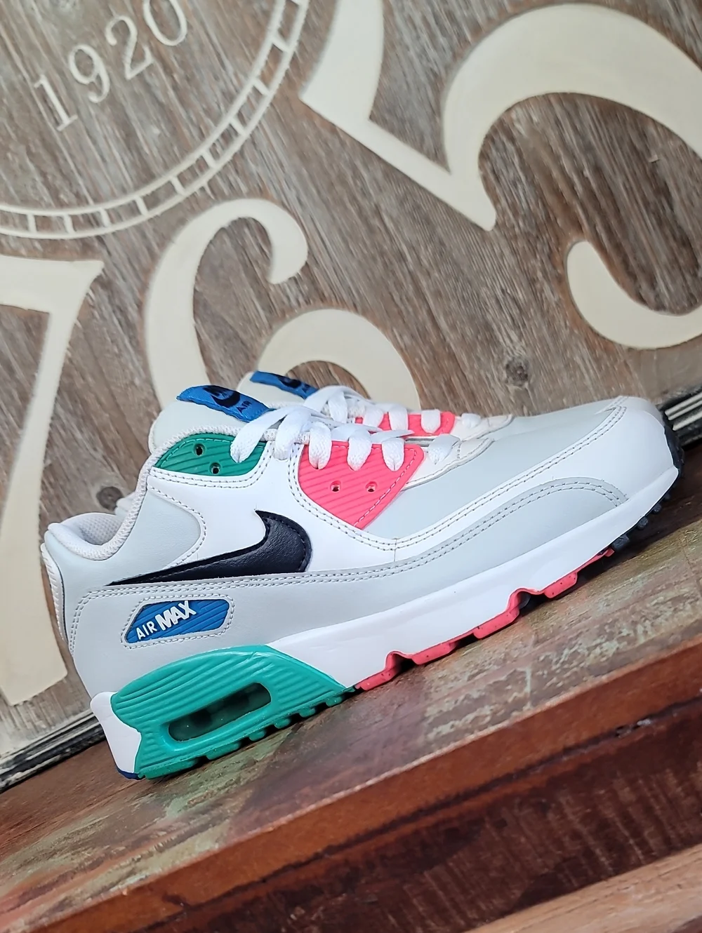🔥 Nike Air Max 90 Essential 